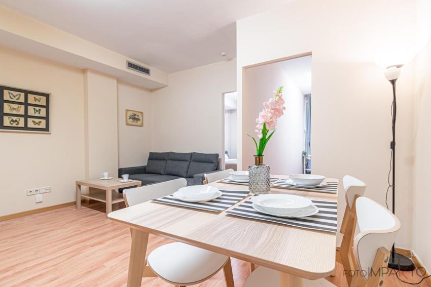 #10Oca7 - Apartamento En Vista Alegre มาดริด ภายนอก รูปภาพ